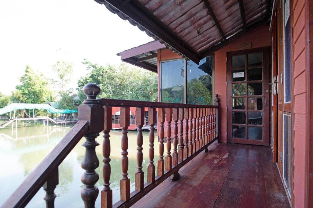 Raknatee Resort Накхон Патом Екстериор снимка