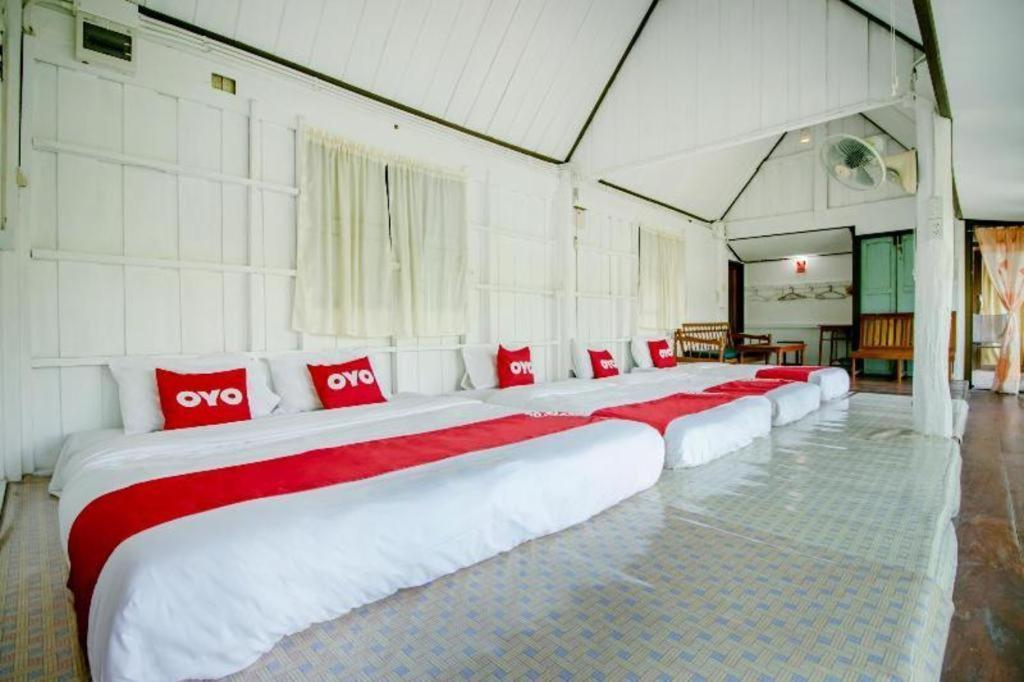 Raknatee Resort Накхон Патом Екстериор снимка