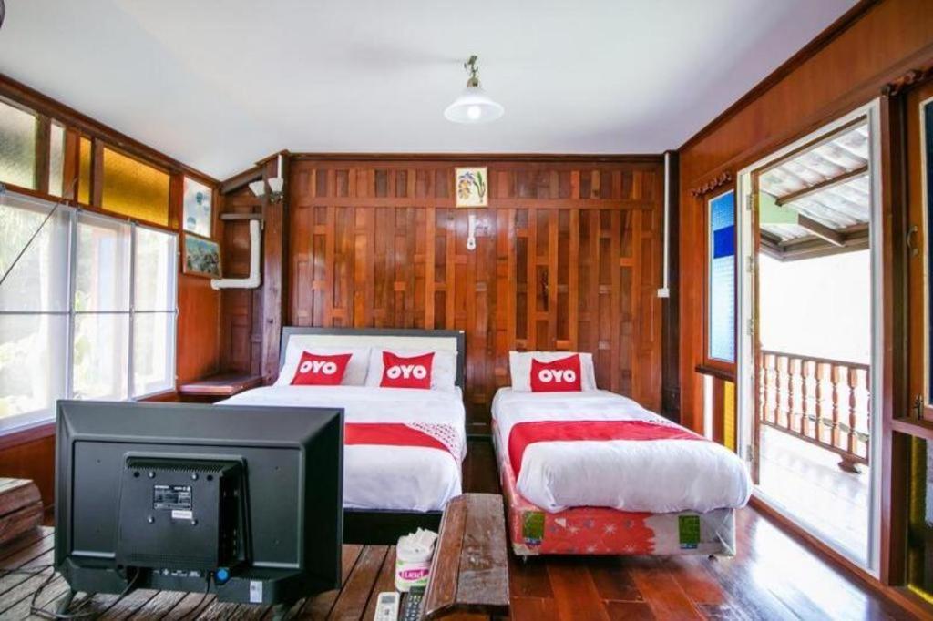 Raknatee Resort Накхон Патом Екстериор снимка